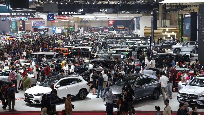 Selama 11 hari pameran GIIAS 2025, Gaikindo mencatat jumlah pengunjung mencapai 485.569 orang.