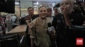 Lisa Mariana Buka Suara soal Pemanggilan KPK