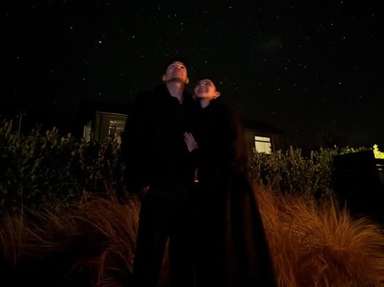 Nana Mirdad & Andrew White Lihat Langit Berbintang di Selandia Baru, Saling Lempar Rayuan Romantis