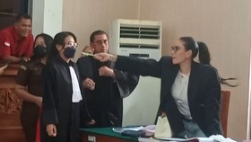 Hakim Kembali Tolak Permintaan Putar Bukti Rekaman Nikita Mirzani