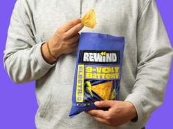 Pertama di Dunia! Ada Keripik Jagung Rasa Baterai 9 Volt