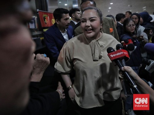 KPK Jadwalkan Periksa Lisa Mariana Terkait Kasus BJB 22 Agustus