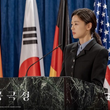 Jun Ji Hyun Dikritik Netizen Tiongkok Gara-gara Dialog di Drama 'Tempest'