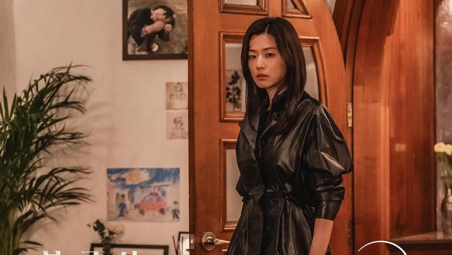 Tempest Jun Ji Hyun di drama Korea Tempest.