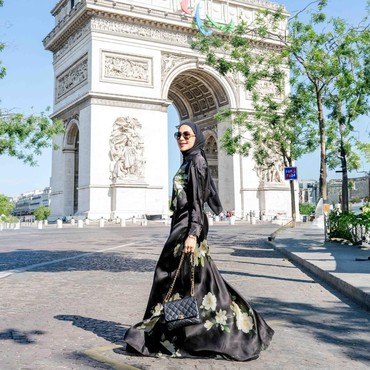 Gugat Balik Andre Terkait Harta, Ini 7 Potret Erin Sang Istri Sosialita Hidup Hedon