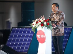 Resmikan Pabrik Panel Surya, Ahmad Luthfi: Investasi Luar Selalu Tanya EBT