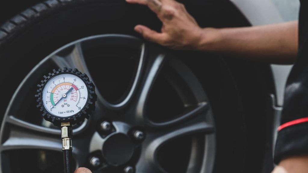 Cara Cek Ban Mobil Agar Siap Dipakai Mudik