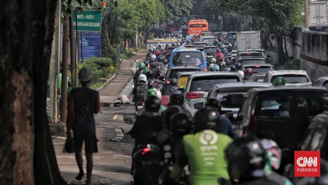Gubernur DKI Jakarta Pramono Anung Wibowo mengklaim uji coba jalur gratis di gerbang Tol Fatmawati 2, efektif mengurangi kemacetan di Jalan TB Simatupang.