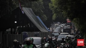Macet Horor TB Simatupang, Pramono Minta Bedeng Proyek Diperkecil