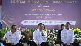 Pendekatan Psikososial, Menteri Agus Makan Siang dengan Warga Binaan