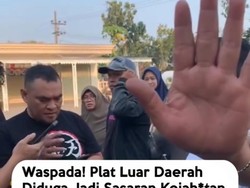 Viral Debt Collector Akrab dengan Polisi Usai Ribut Tarik Mobil di Nganjuk