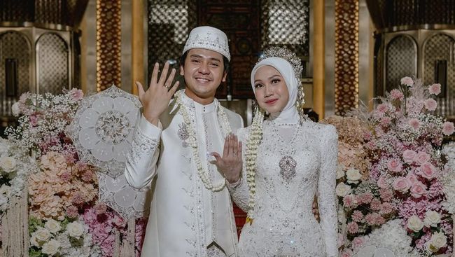 Selamat! Arbani Yasiz Resmi Menikah dengan Raissa Ramadhani