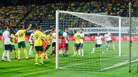 Sittard vs Go Ahead: Assist Dean James Buyarkan Debut Manis Hubner
