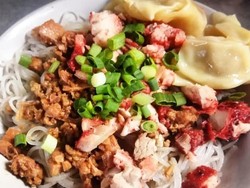 Bukan Cuma Belanja Aksesoris, di Pasar Asemka Bisa Cicip 7 Kuliner Enak Ini