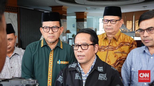 ASN Kemenag Diminta Berwakaf Mulai Rp10 Ribu per Bulan Kemenag ajak ASN jadi pelopor gerakan wakaf mulai dari Rp10 ribu/bulan. Kamaruddin Amin sebut ini bisa bantu pengentasan kemiskinan secara berkelanjutan.