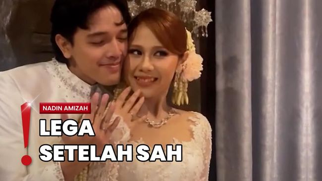 Ekspresi Nadin Amizah saat Faishal Tanjung Ucapkan Ijab Kabul