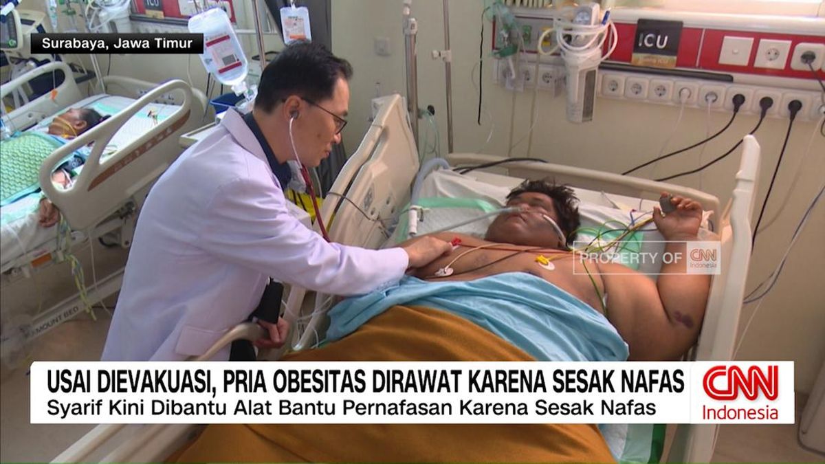 VIDEO: Usai Dievakuasi, Pria Obesitas Dirawat Karena Sesak Napas