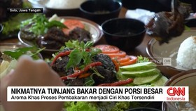 VIDEO: Nikmatnya Tunjang Bakar dengan Porsi Besar