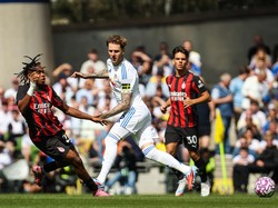 Leeds United Vs AC Milan Tuntas 1-1