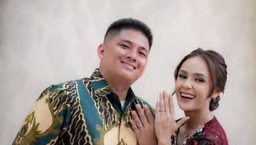 Bahagia Dilamar Perwira TNI, Angie Ang Ungkap Calon Suami Ternyata Duda