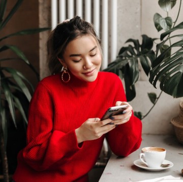 Swipe Kanan-Kiri, 3 Zodiak Ini Paling Betah Main Dating Apps