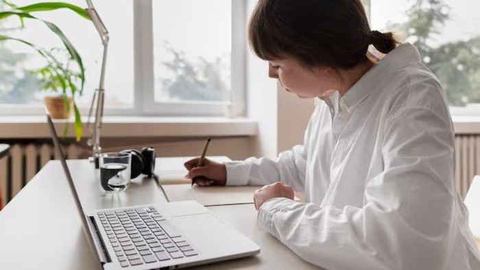 Lebih Ekspresif saat Nulis? Tandanya Kamu Punya 7 Sifat Ini