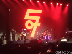 Rendezvous 2025 Ditutup Meriah oleh Sheila On 7!