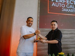 Spot Baru Berburu sampai Merawat Mobil Mewah di PIK 2 Jakarta