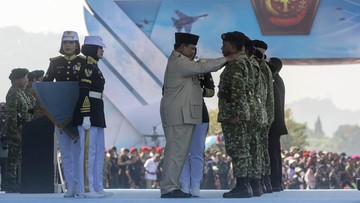 Prabowo Subianto podelil častne čine upokojenim pripadnikom TNI, vključno s soborci