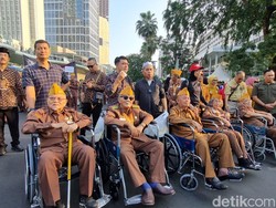 Para Veteran RI Kirab di CFD Bundaran HI: Mengabdi Tanpa Batas