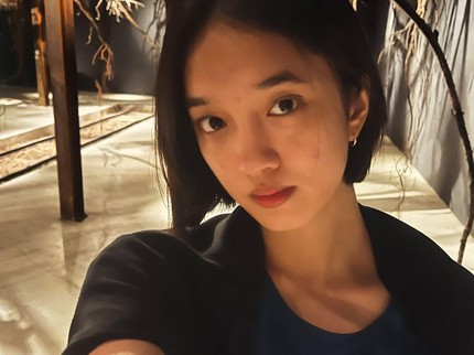 Terpopuler: Potret Aisha Putri Duta Sheila on 7 yang Kini Berusia 22 Th