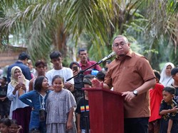 Andre Rosiade Resmikan Pemakaian Tower BTS Telkomsel di Sinamar
