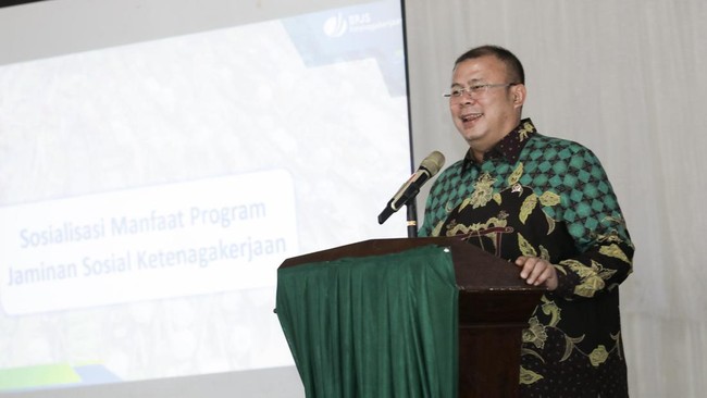 Wakil Ketua DPR Cucun Ahmad mendorong BPJS Ketenagakerjaan untuk turut melindungi pekerja informal dan mengajak semua pekerja aktif mendaftar.