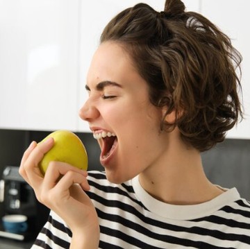 Rutin Konsumsi 5 Buah Ini saat Pagi Hari untuk Membakar Lemak Perut