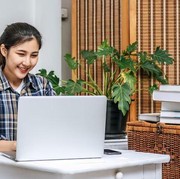 9 Ide Cari Uang Online yang Bisa Kamu Coba Hari Ini, Modalnya Kecil!