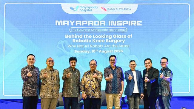 Mayapada Hospital Surabaya menggelar forum ortopedi dengan teknologi robotik VELYS™, yang fokus pada pemulihan lebih cepat dan presisi.