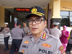 Laporan soal Video AI Viral Ajak Umrah ke Candi Borobudur Dicabut