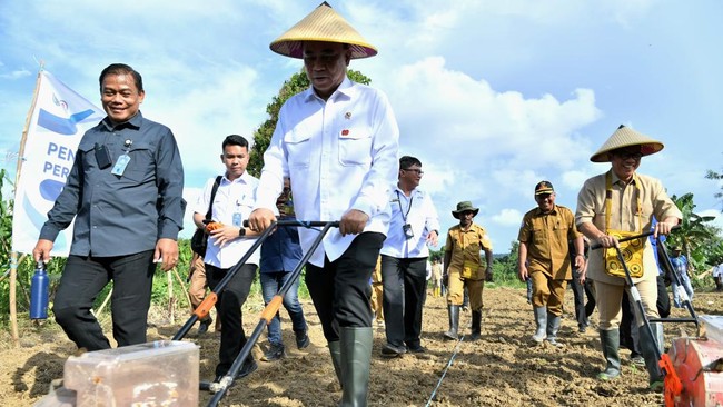 Menteri Koperasi Budi Arie Setiadi mengatakan Koperasi Desa (Kopdes) Merah Putih menjadi motor penggerak ketahanan pangan dan kemajuan desa di Papua Tengah.