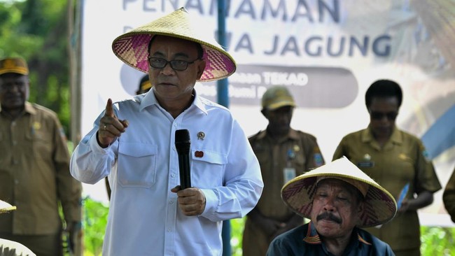 Menteri Koperasi Budi Arie Setiadi mengatakan Koperasi Desa Merah Putih bisa menjadi motor penggerak ketahanan pangan khususnya di Papua Tengah.