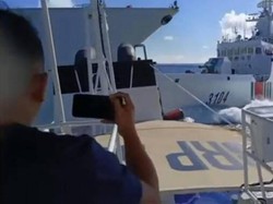 2 Kapal China Tabrakan Saat Kejar Kapal Filipina di Laut China Selatan