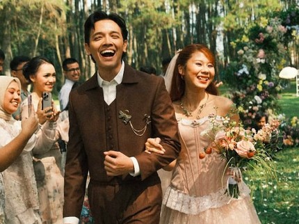 Semua Dirayakan, Intip 7 Potret Resepsi Nikah Nadin Amizah & Faishal Tanjung Bak Negeri Dongeng