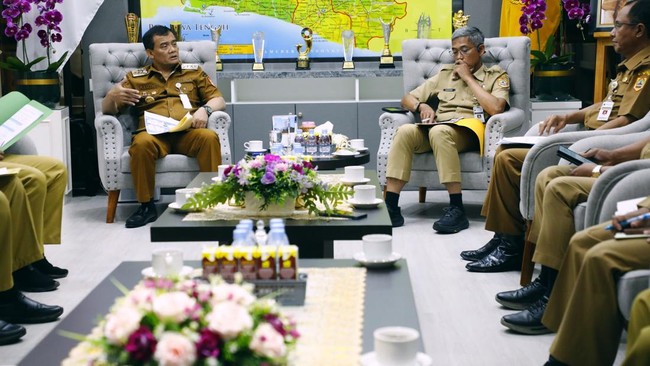 Peringatan Hari Jadi ke-80 Provinsi Jawa Tengah akan berlangsung 18-24 Agustus 2025 dengan beragam acara di Batang, Jepara, dan Semarang.
