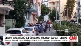 VIDEO: Gempa Magnitudo 6,1 Guncang Wilayah Barat Turki