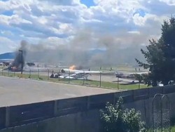 2 Pesawat Tabrakan di Bandara Montana AS, Picu Kebakaran