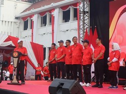 Kolaborasi dengan Pemkot Surabaya, Bank Jatim Sukses Gelar Senam Lansia