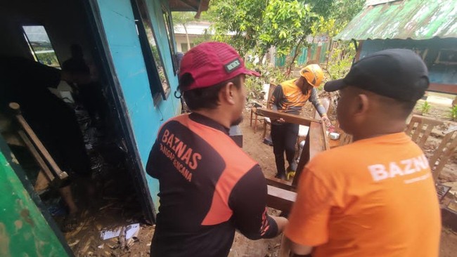 Kegiatan aksi resik tersebut merupakan respons cepat Baznas terhadap lembaga pendidikan yang mengalami kerusakan akibat bencana.