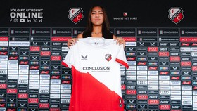 Claudia Scheunemann Resmi Gabung FC Utrecht