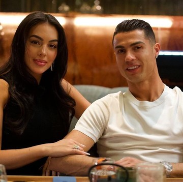Cristiano Ronaldo Resmi Lamar Georgina Rodriguez Setelah 8 Tahun Bersama