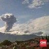 Gunung Marapi Erupsi, Semburkan Abu hingga 1 Km dan Disertai Dentuman