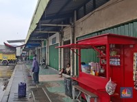 Pedagang Beras di Pasar Induk Cipinang Ramai-Ramai Ketakutan Pedagang Beras di Pasar Induk Cipinang Ramai-Ramai Ketakutan